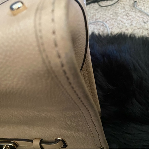 Coach tan shoulder purse - Picture 8 of 16